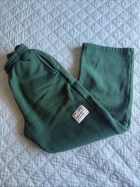 Comfrt affirmation collection Forest Green Sweatpants with Patch Detail